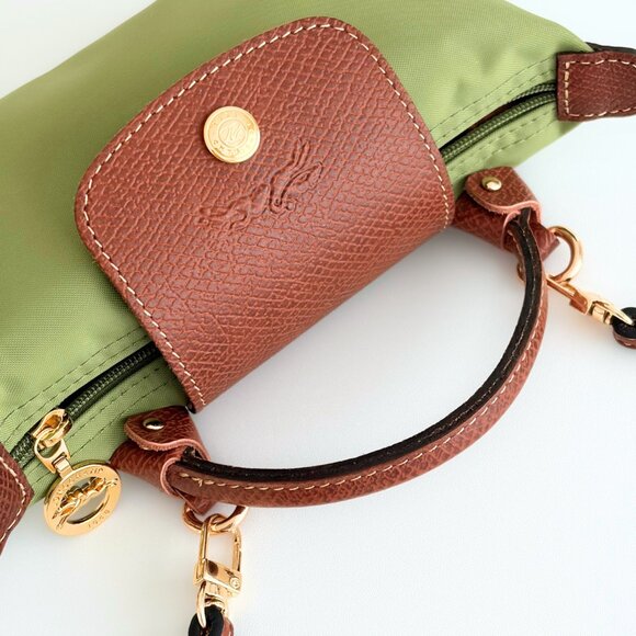 💚 Authentic Longchamp Le Pliage Cosmetic Pouch – Green (Free Strap!) 💚 - Picture 7 of 10